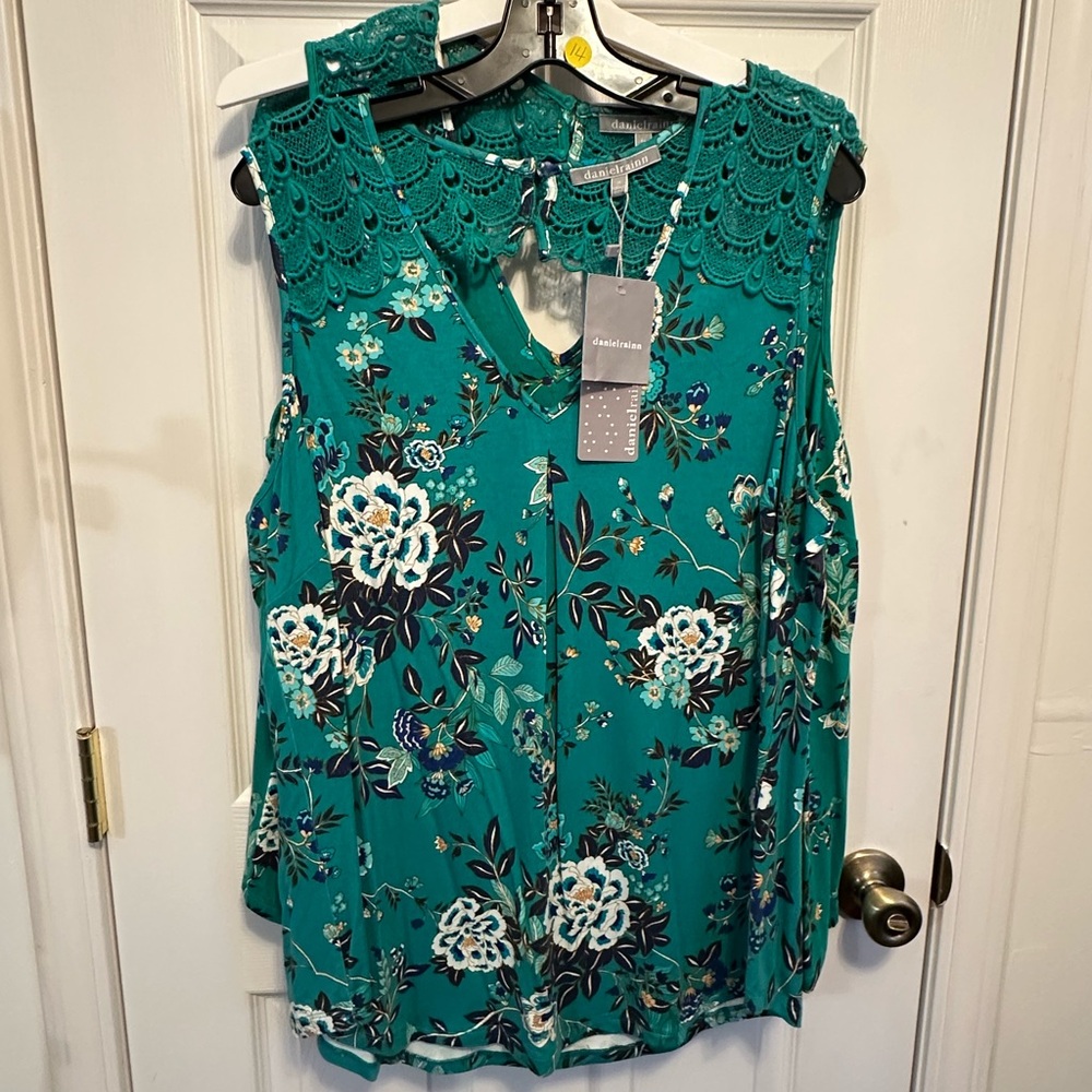 Daniel Rainn Teal Floral Lace-Yoke Sleeveless Top